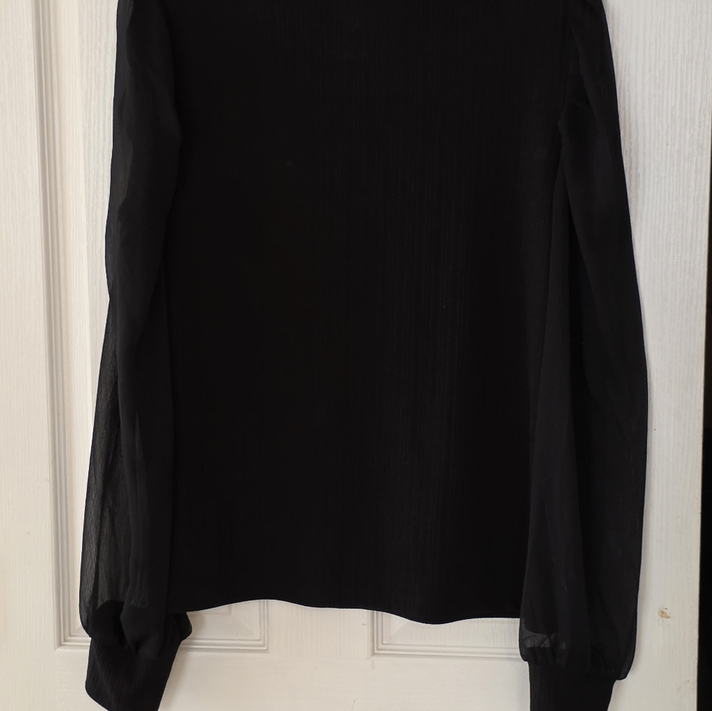 Nine West Elegant Black Blouse - Picture 8 of 9